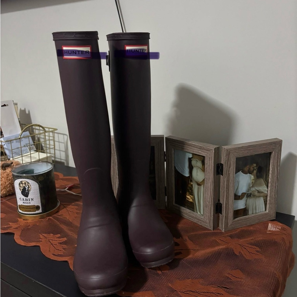 Hunter Classic Dark Purple Boots